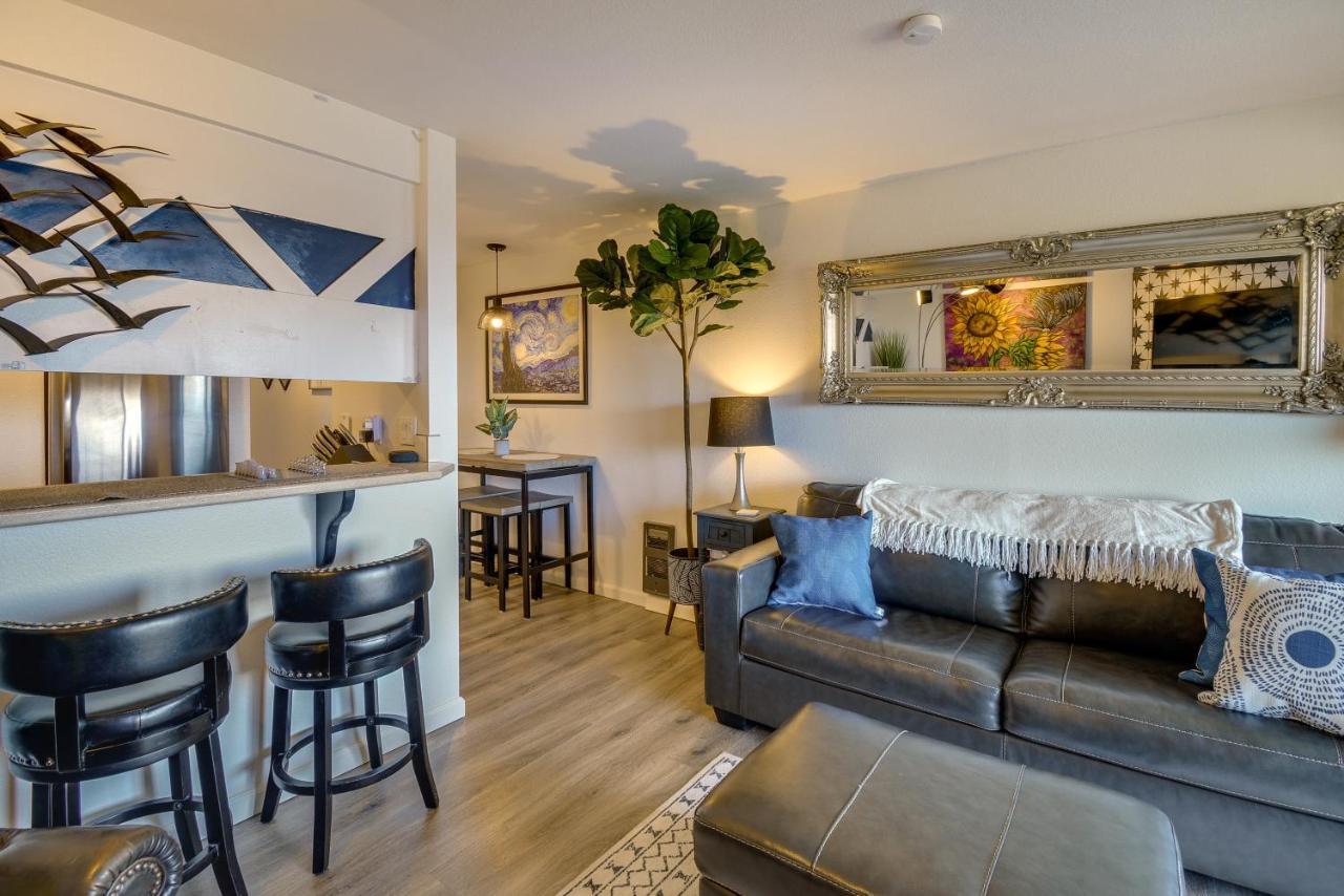 Ocean Shores Condo Walk To The Beach! Екстериор снимка
